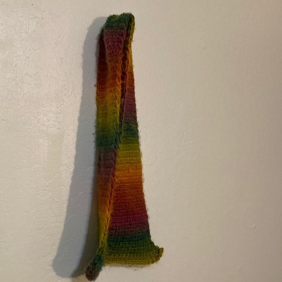 Hand crochet wool rainbow scarf - Picture 2 of 6